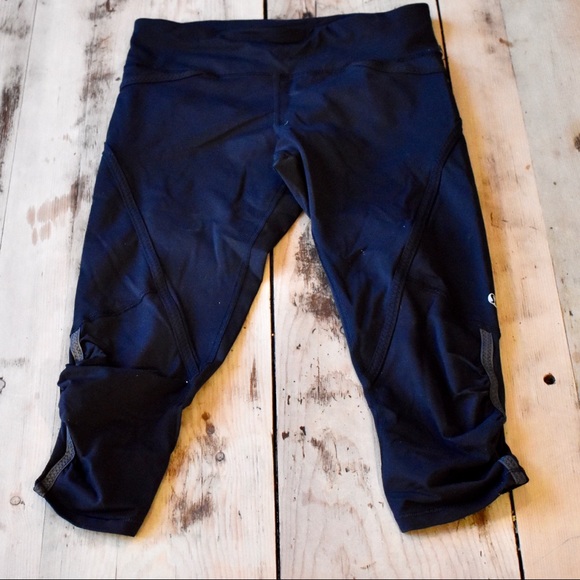 Lululemon Run Pace Crop Leggings Size 4 - Picture 4 of 5